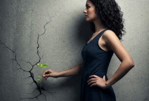 Building Resilience to Criticism: Master the Art of Thriving Under Pressure